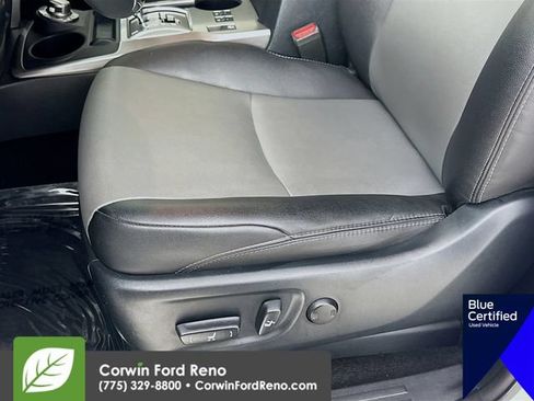 Used 2022 Toyota 4Runner SR5 Premium w/ Moonroof Package AWD/4WD image 23
