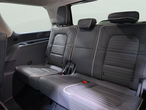 Used 2019 Lincoln Navigator Black Label w/ Cargo Package image 18