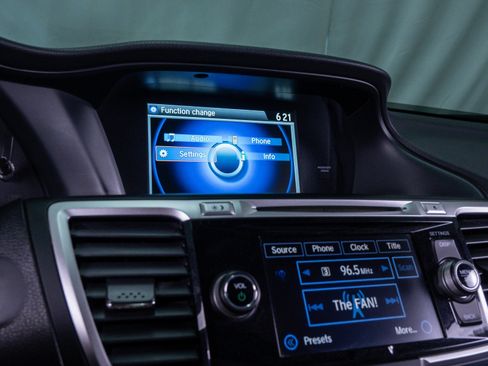 Used 2015 Honda Accord EX-L image 23
