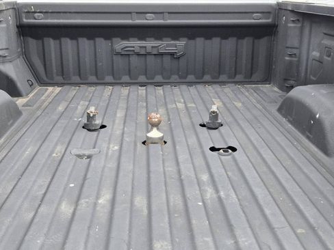Used 2021 GMC Sierra 2500 AT4 w/ AT4 Premium Plus Package AWD/4WD image 11