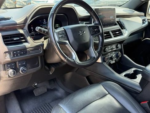 Used 2023 Chevrolet Tahoe Z71 AWD/4WD image 12