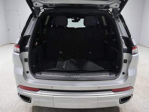 Used 2021 Jeep Grand Cherokee L Summit w/ Advanced Protech Group IV AWD/4WD image 20