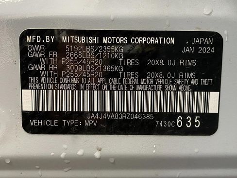 Used 2024 Mitsubishi Outlander AWD image 34