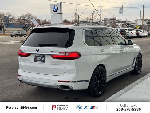 Used 2022 BMW X7 xDrive40i w/ Premium Package image 6