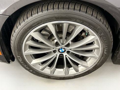 Used 2023 BMW 530i xDrive w/ Premium Package AWD/4WD image 11