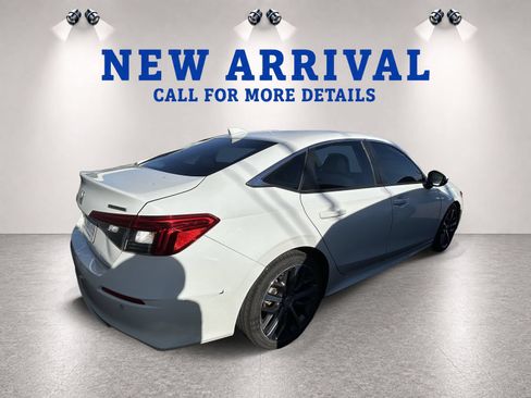 Used 2022 Honda Civic Touring image 6