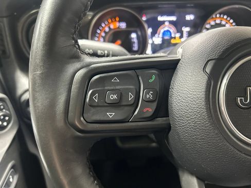 Used 2023 Jeep Wrangler Unlimited Sport AWD/4WD image 32