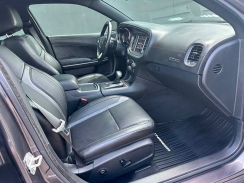Used 2020 Dodge Charger SXT w/ Plus Group RWD image 9