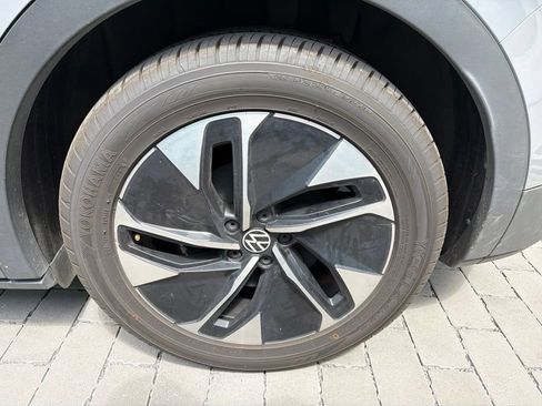 Used 2021 Volkswagen ID.4 Pro S RWD image 6
