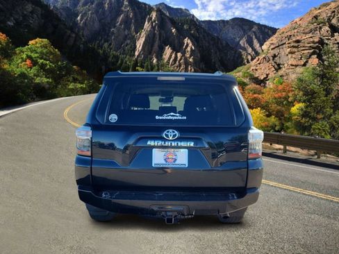Used 2023 Toyota 4Runner SR5 AWD/4WD image 4