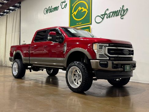 Used 2020 Ford F250 King Ranch w/ King Ranch Ultimate Package AWD/4WD image 2