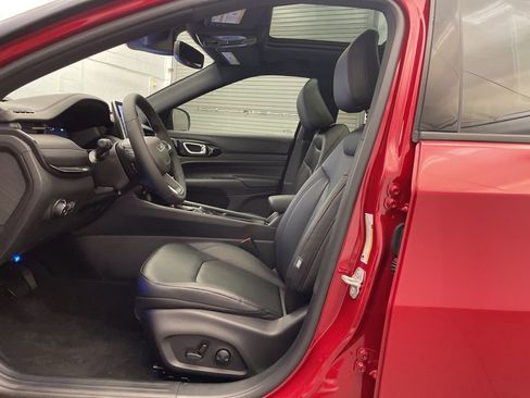 New 2026 Jeep Compass Limited w/ Sun, Sound & Navigation Group image 16