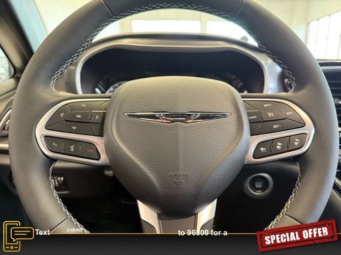 New 2026 Chrysler Pacifica Select image 10