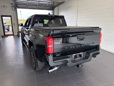 Used 2024 Toyota Tacoma TRD Sport AWD/4WD image 6