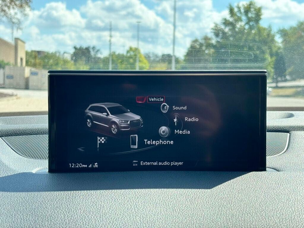 Used 2019 Audi Q7 3.0T Prestige w/ Prestige Package AWD/4WD image 31