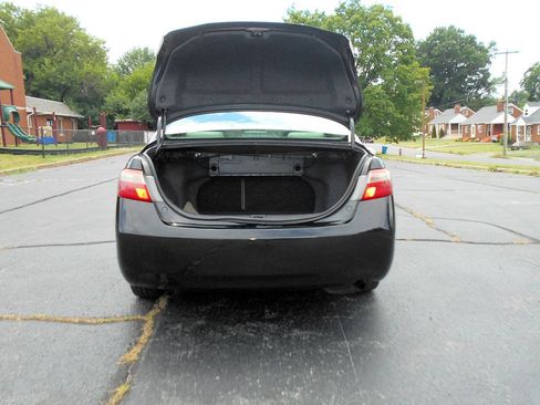 Used 2008 Toyota Camry LE FWD image 18