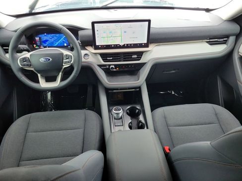 Certified 2025 Ford Explorer Active RWD image 16