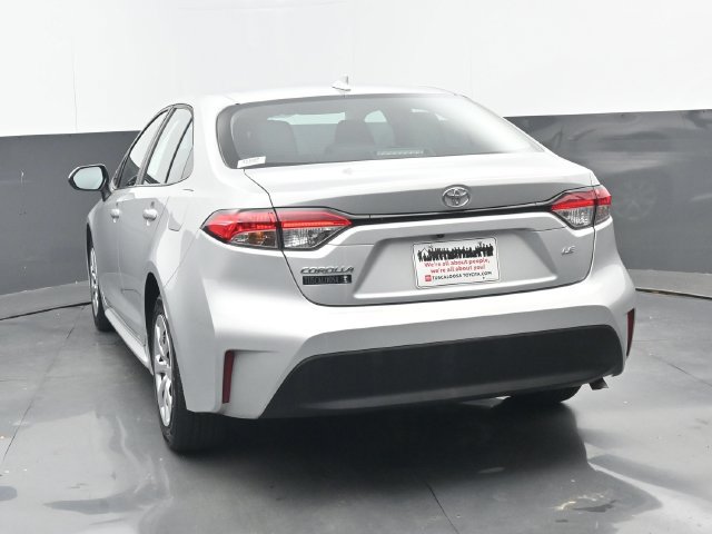 Used 2023 Toyota Corolla LE FWD image 19