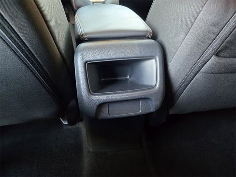 Used 2024 Honda HR-V Sport image 11