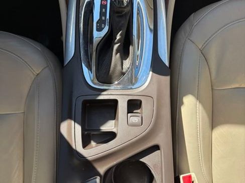 Used 2016 Buick Regal Premium w/ Driver Confidence Package #2 FWD image 13