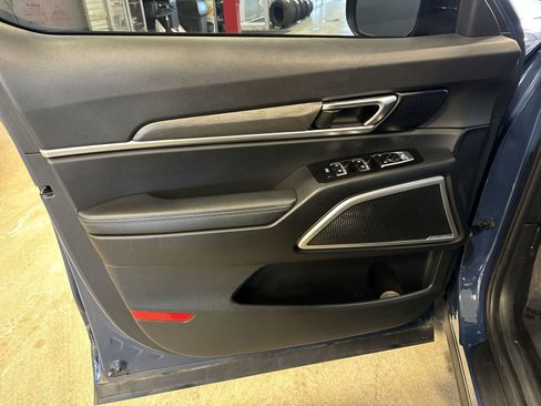 Used 2023 Kia Telluride EX X-Line image 20