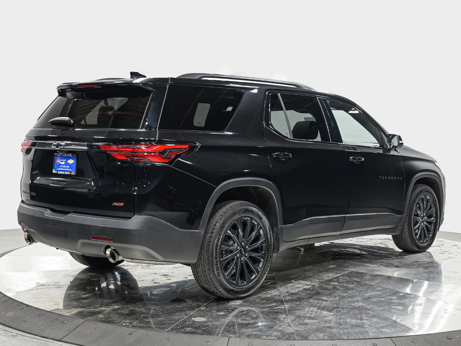 Used 2023 Chevrolet Traverse RS w/ LPO, Floor Liner Package AWD/4WD image 7