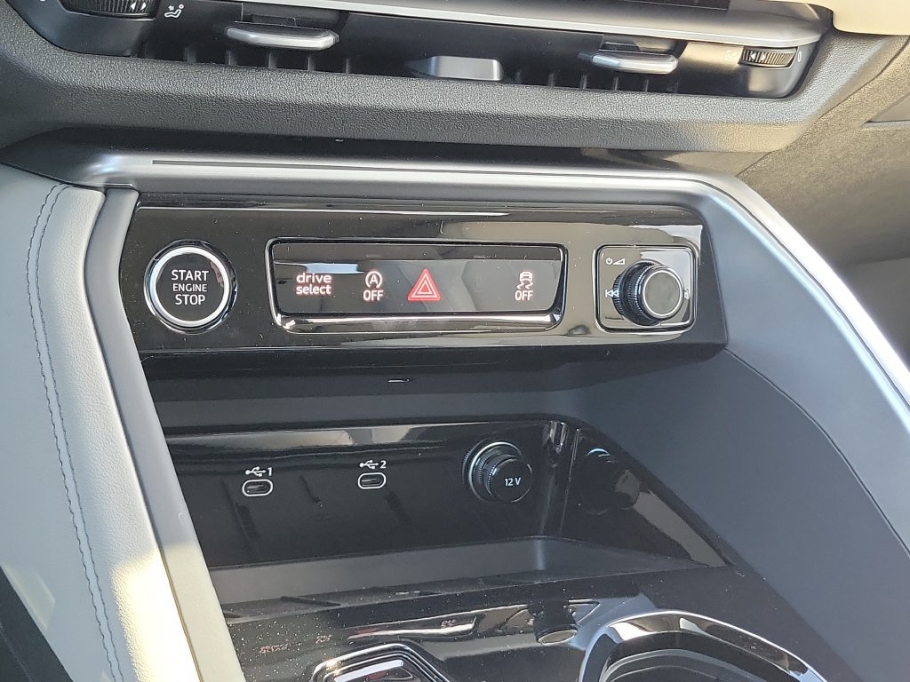 New 2026 Audi Q5 Premium Plus AWD/4WD image 32