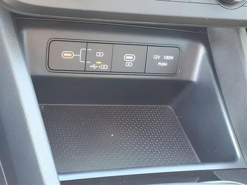 New 2026 Hyundai Tucson SE image 21