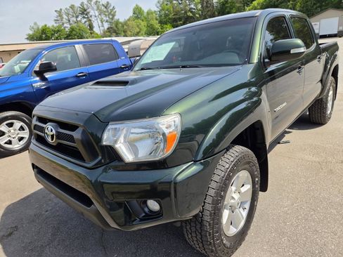 Used 2013 Toyota Tacoma 4x4 Double Cab w/ TRD Sport Pkg image 27