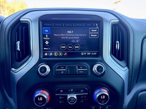 Used 2022 GMC Sierra 1500 SLT image 23