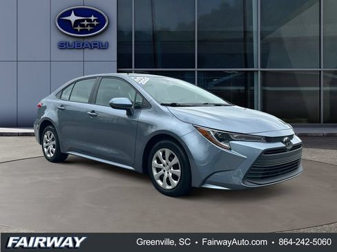 Used 2024 Toyota Corolla LE FWD image 4