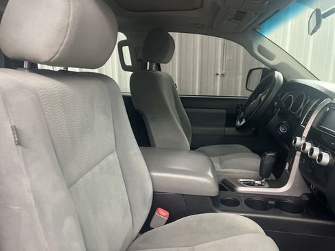 Used 2015 Toyota Sequoia SR5 image 21