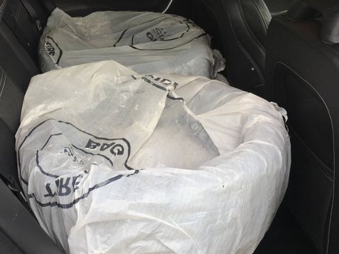 Used 2017 Volvo S60 T6 R-Design Platinum w/ Climate Package image 7