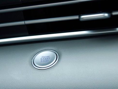 Certified 2026 Hyundai Elantra Sport FWD image 20