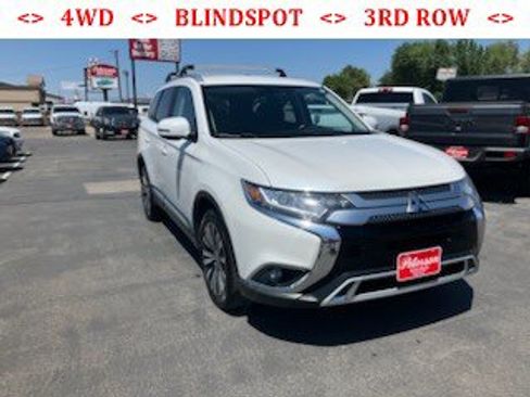 Used 2019 Mitsubishi Outlander SEL image 15