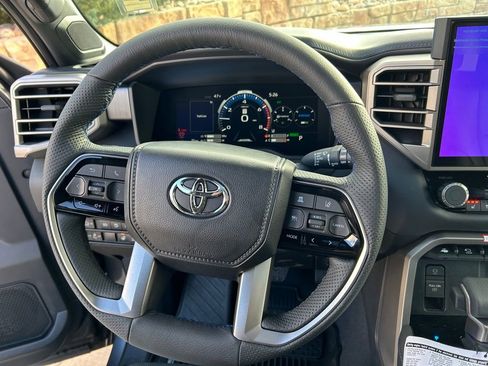 Used 2026 Toyota Sequoia Platinum image 21