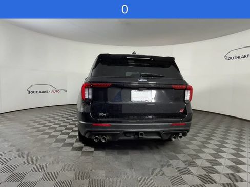 Used 2025 Ford Explorer ST AWD/4WD image 8