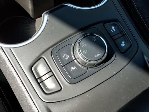 Used 2020 GMC Terrain SLT AWD/4WD image 18