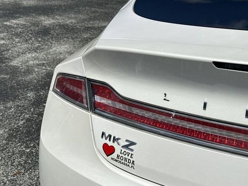 Used 2019 Lincoln MKZ Reserve FWD image 14