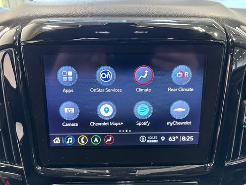 Used 2023 Chevrolet Traverse LT AWD/4WD image 21