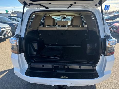 Used 2024 Toyota 4Runner SR5 image 7