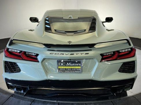 Used 2024 Chevrolet Corvette Stingray Premium Cpe w/ Z51 Performance Package RWD image 27