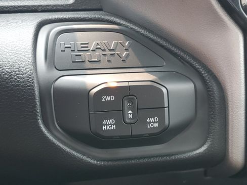 Used 2026 RAM 2500 Big Horn AWD/4WD image 18