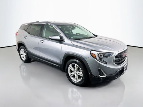 Used 2020 GMC Terrain SLE FWD image 1