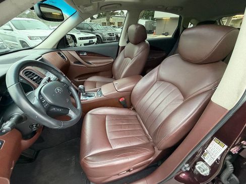 Used 2017 INFINITI QX50 AWD w/ Premium Plus Package image 31