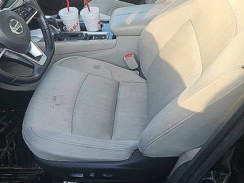 Used 2020 Nissan Altima 2.5 SV FWD image 16