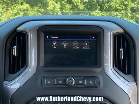 Used 2022 Chevrolet Silverado 1500 Custom Trail Boss AWD/4WD image 30