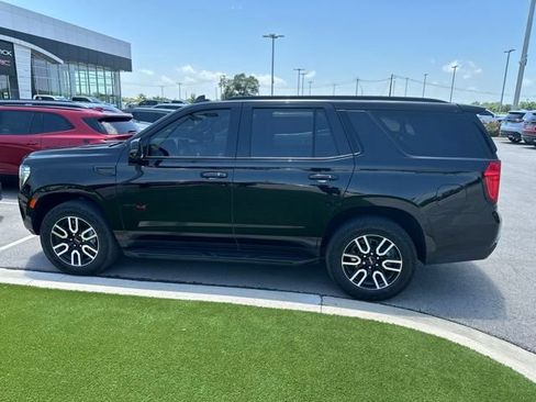 Used 2024 GMC Yukon AT4 w/ Technology Package AWD/4WD image 6