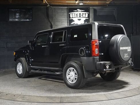Used 2009 HUMMER H3 Luxury image 3