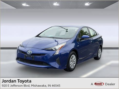 Used 2016 Toyota Prius Two FWD image 1